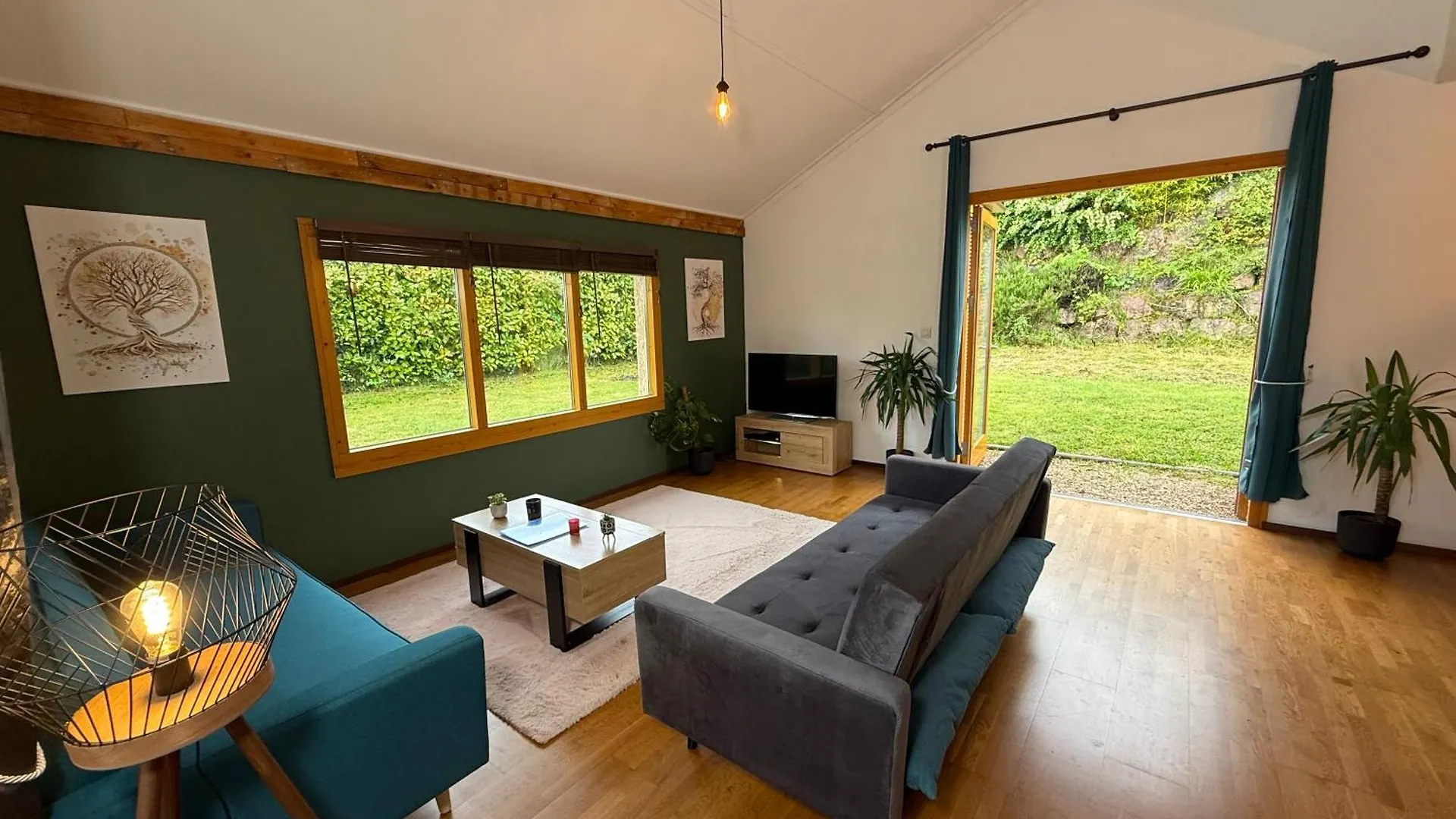 Villa 6 Personnes Dans Residence Avec Piscine Et Tennis Lombez